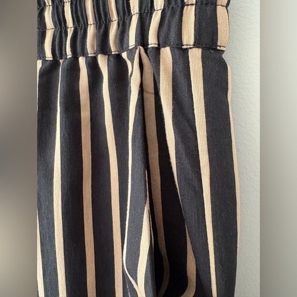 Knot Sisters Striped Wide Leg Pants - Picture 4 of 8